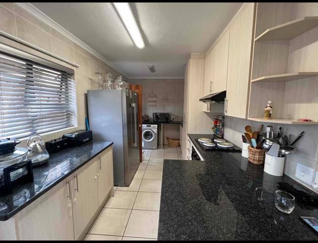 3 BEDROOM PROPERTY TO RENT IN WILGEHEUWEL